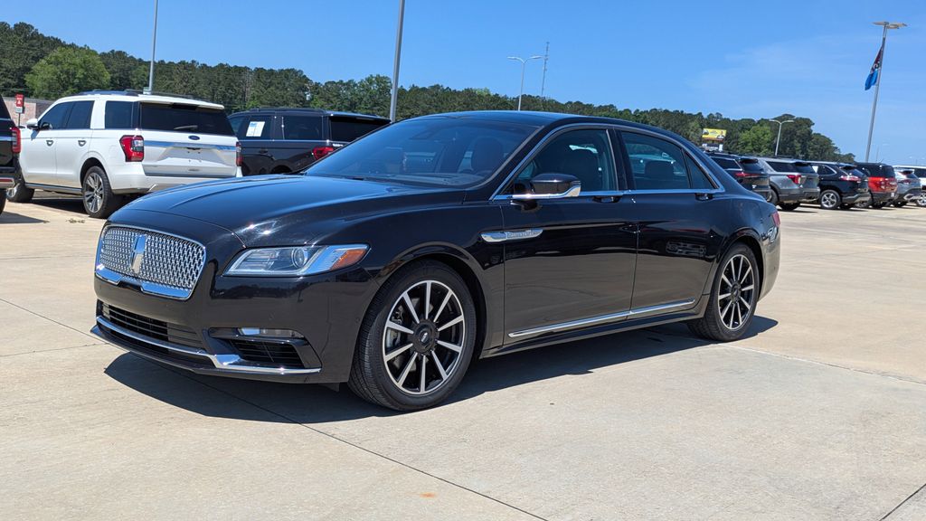 2020 Lincoln Continental Reserve FWD's photo