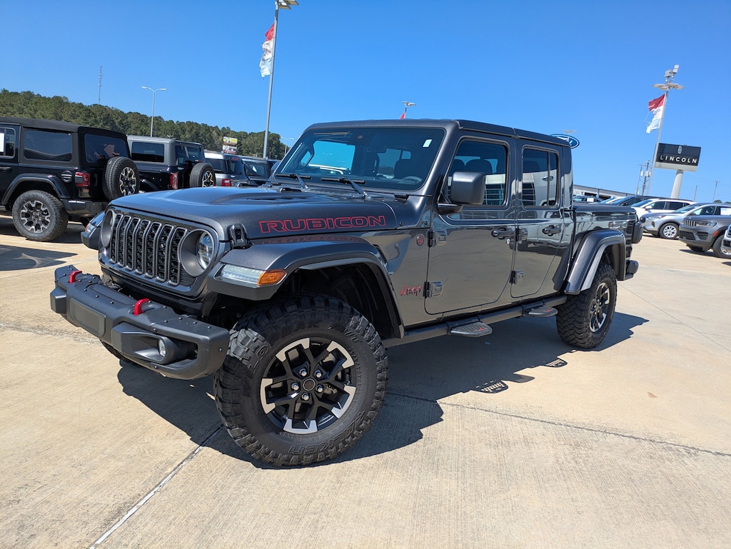 Used 2024 Jeep Gladiator Rubicon Truck Crew Cab