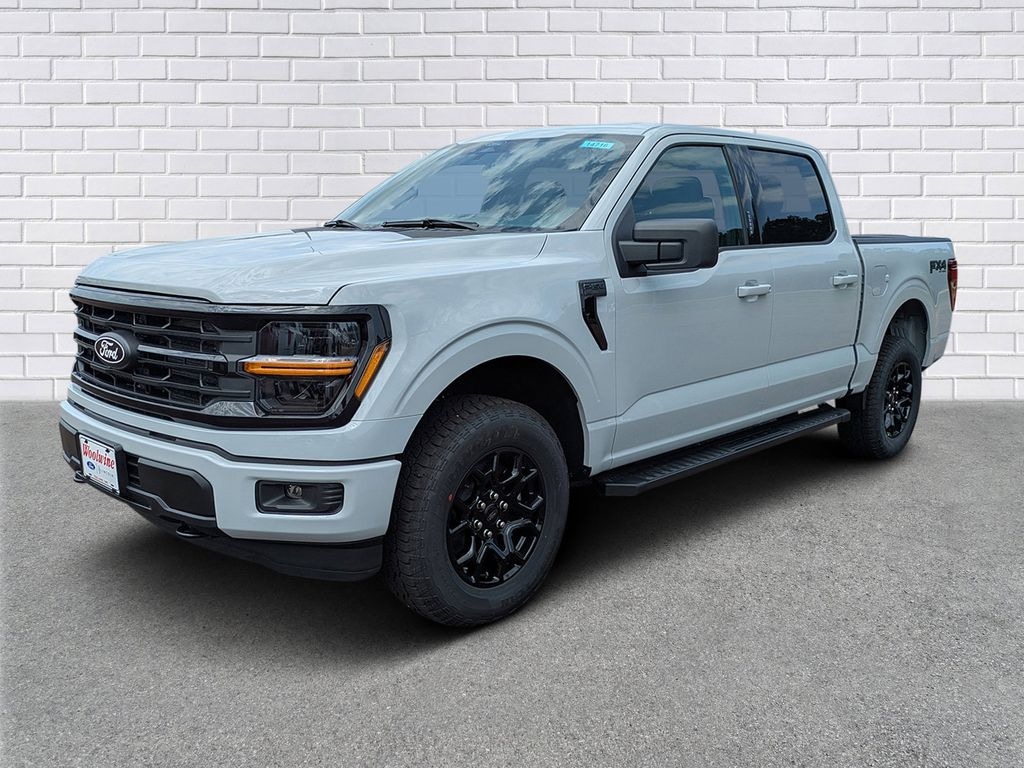 New 2026 Ford F-150 XLT Truck SuperCrew Cab