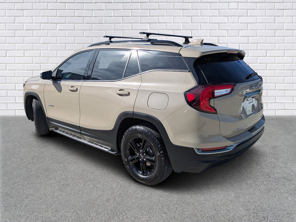 Used 2022 GMC Terrain AT4 SUV