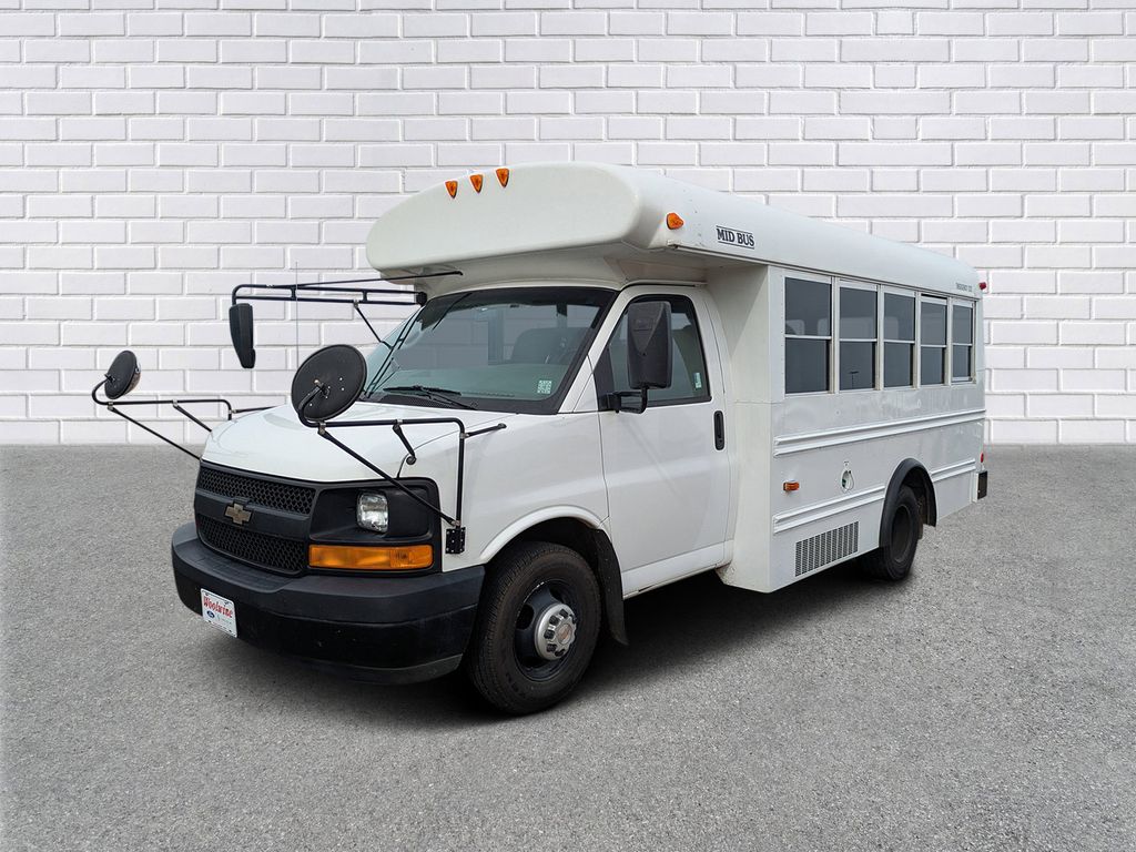 2007 Chevrolet Express G3500's photo