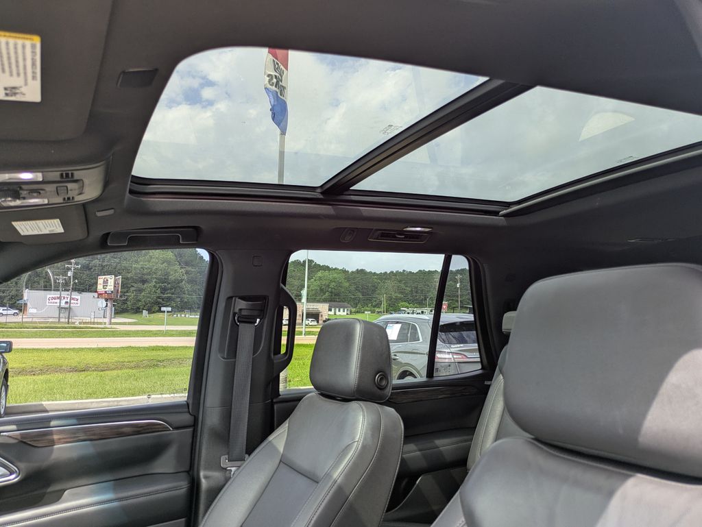 2022 Chevrolet Tahoe LT - Photo 9