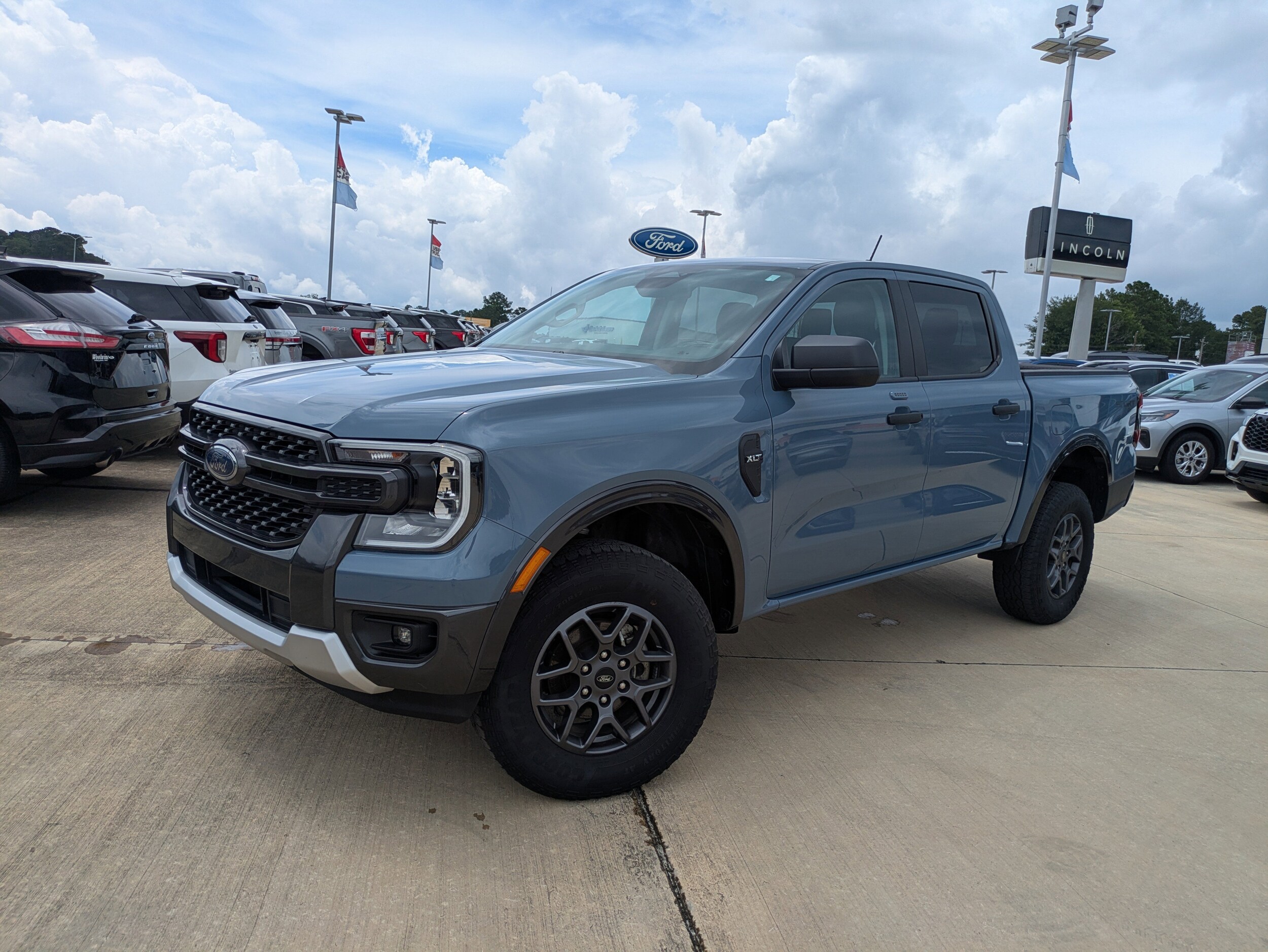 2024 Ford Ranger XLT photo 4