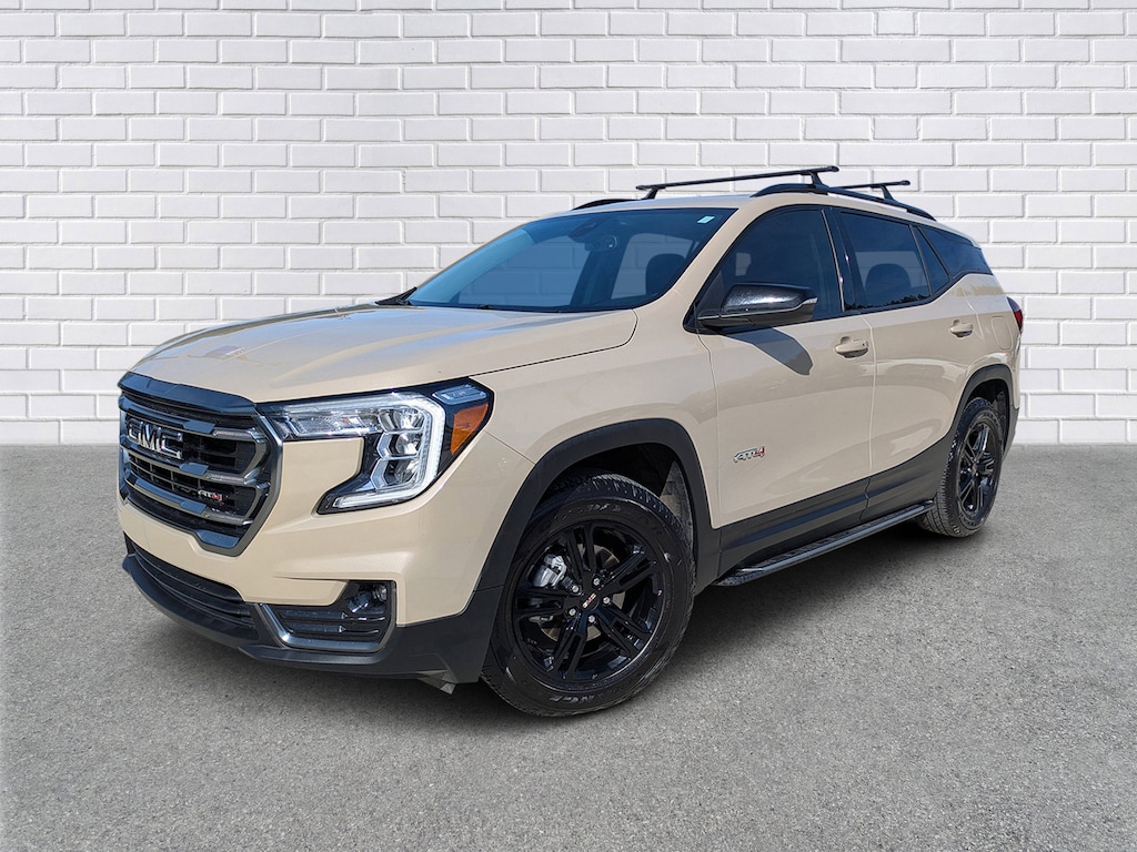 Used 2022 GMC Terrain AT4 SUV