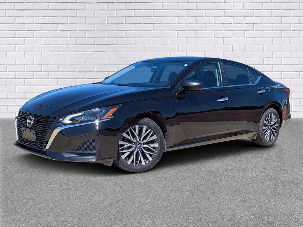 2025 Nissan Altima 2.5 SV's photo