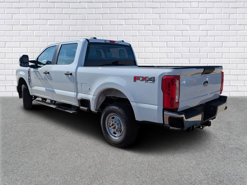 New 2026 Ford F-250 XL Truck Crew Cab