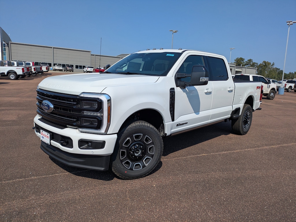 New 2026 Ford F-350 Platinum Truck Crew Cab
