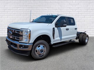 2025 Ford F-350 Chassis XL Truck Crew Cab