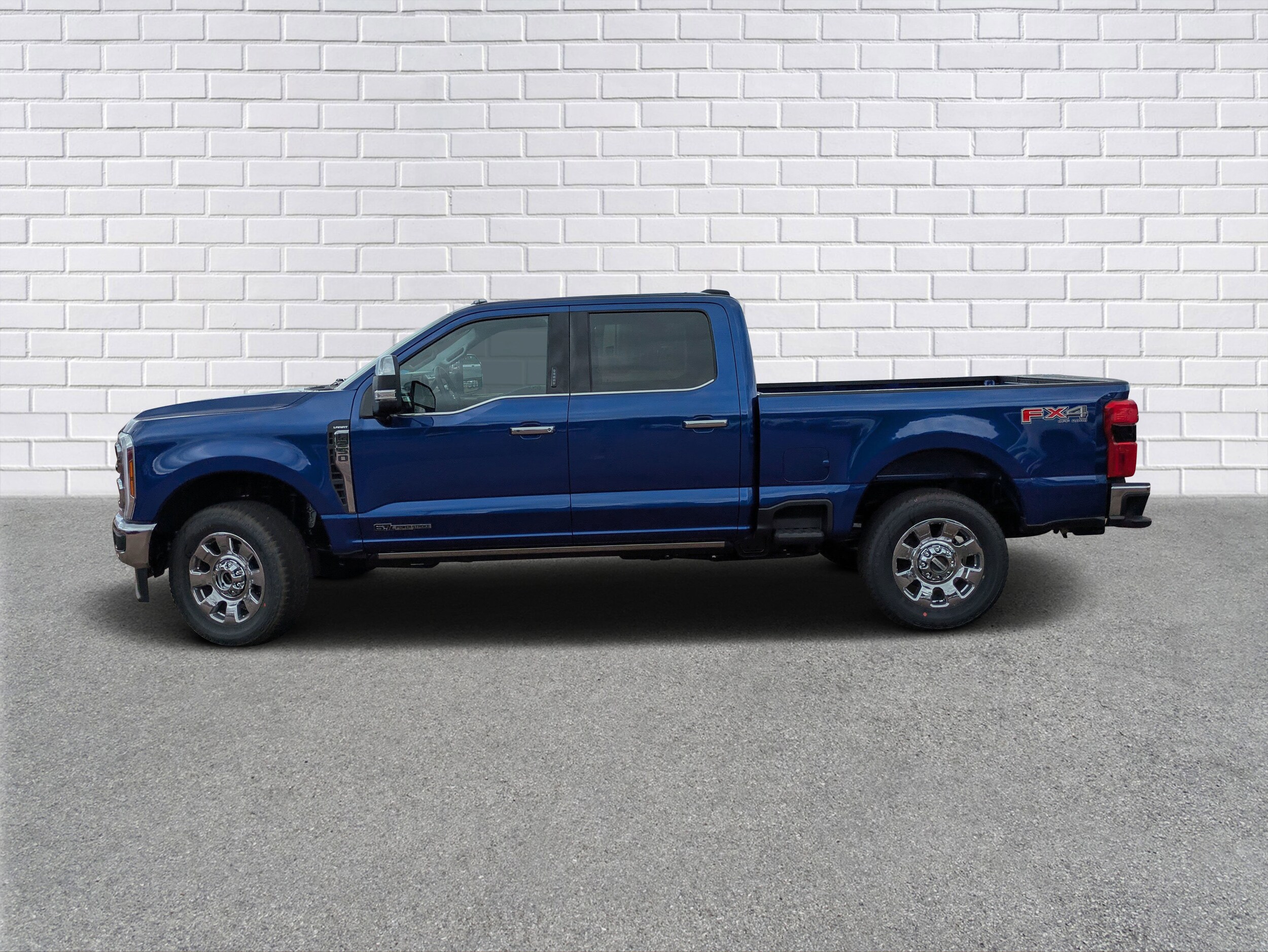 2026 Ford F-250 Lariat photo 2