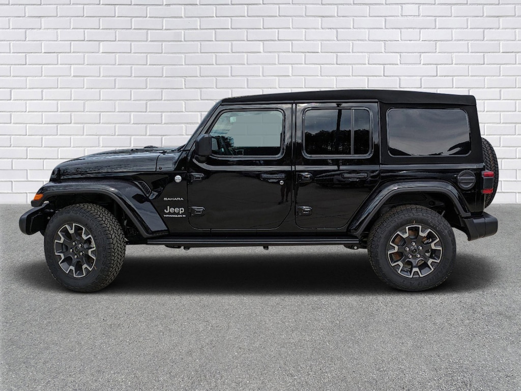 Used 2024 Jeep Wrangler Sahara SUV