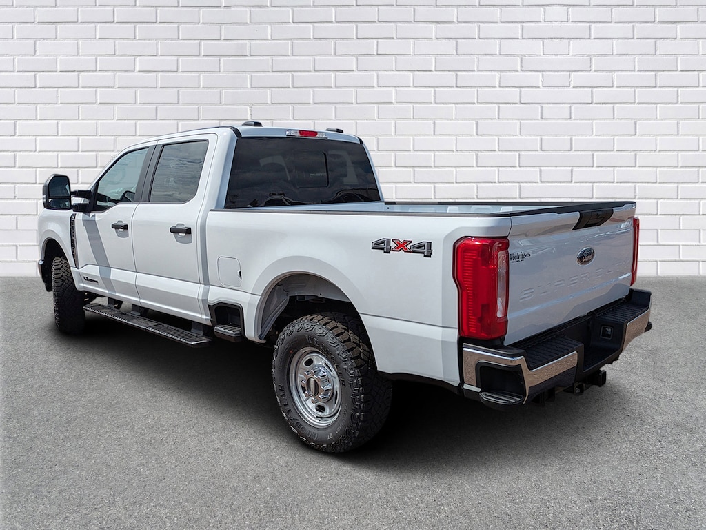 New 2026 Ford F-250 XL Truck Crew Cab