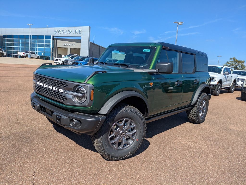 New 2025 Ford Bronco Badlands SUV