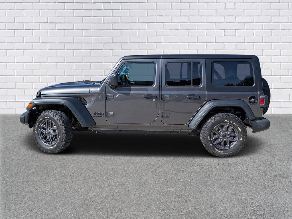 Used 2024 Jeep Wrangler Sport SUV
