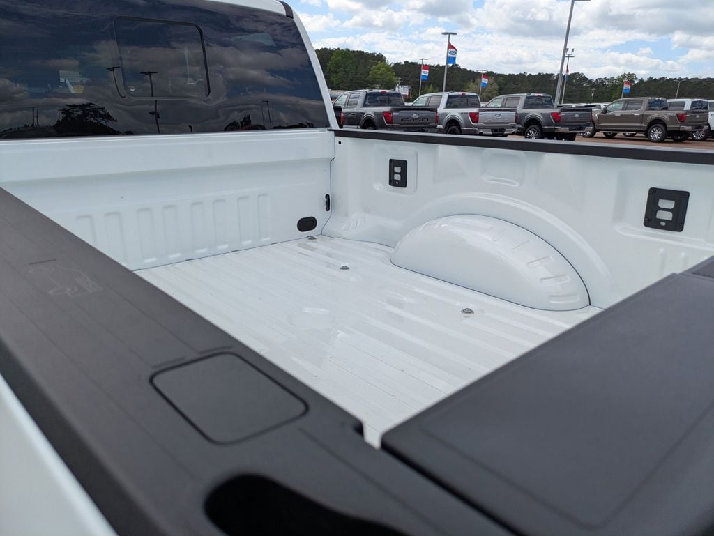 New 2026 Ford F-250 Lariat Truck Crew Cab