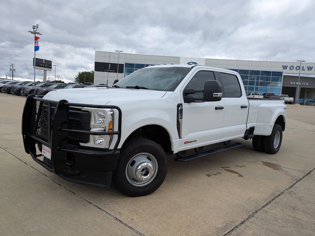 Used 2024 Ford F-350  Truck Crew Cab
