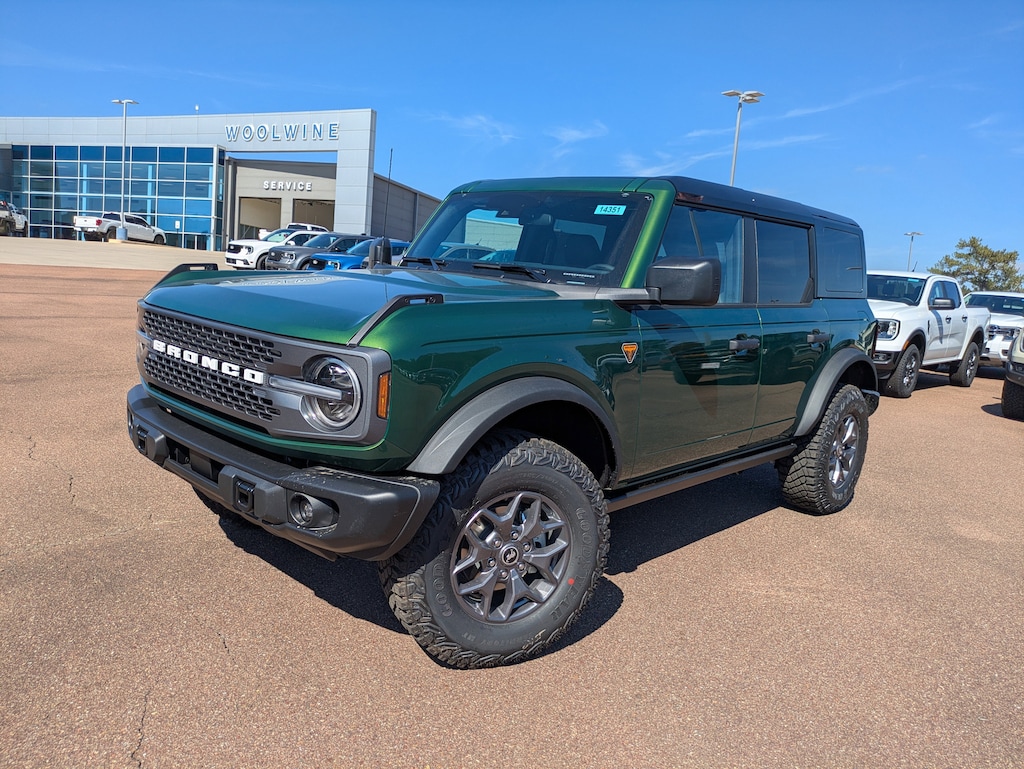 New 2025 Ford Bronco Badlands SUV