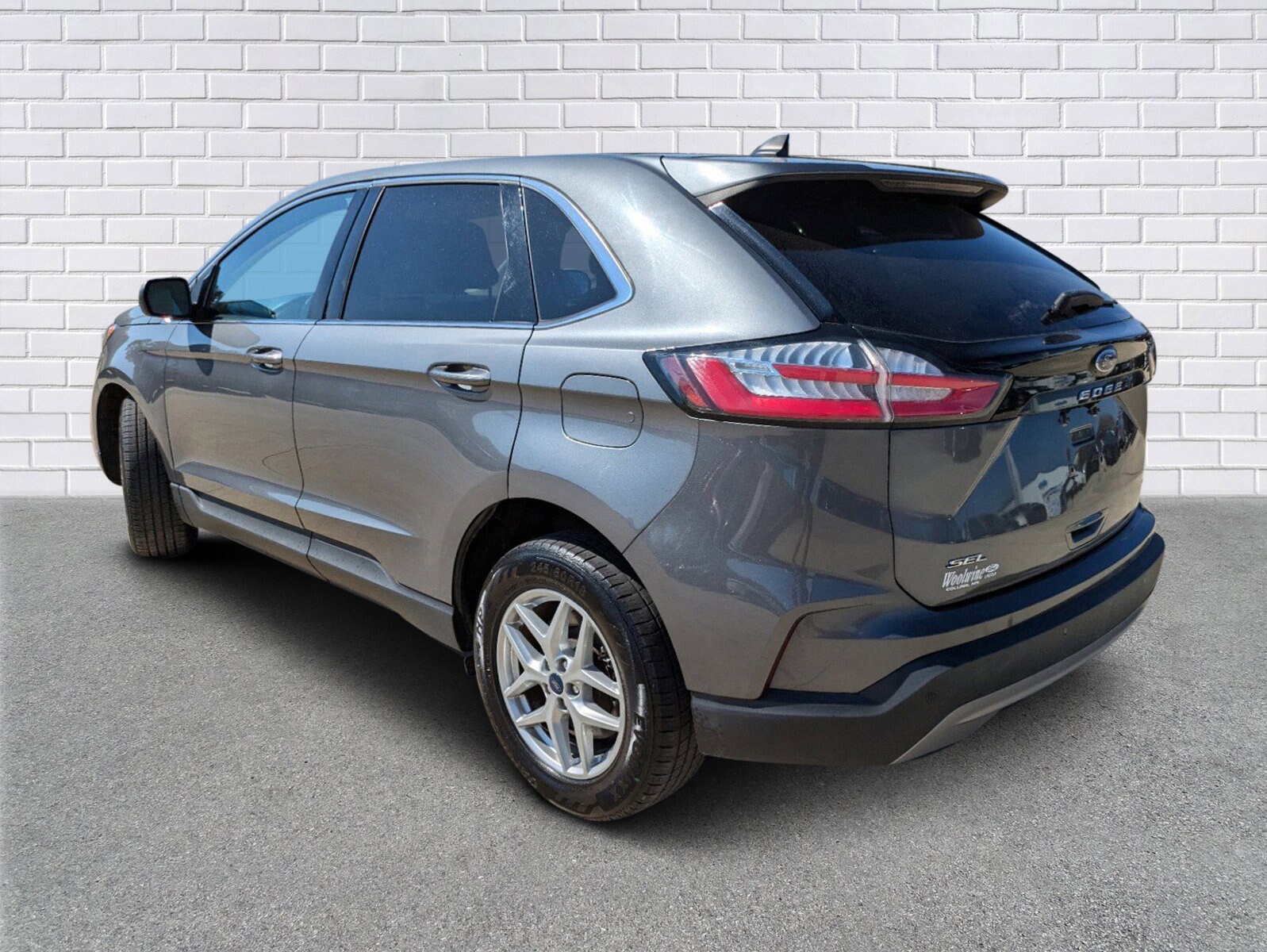 2022 Ford Edge SEL photo 3