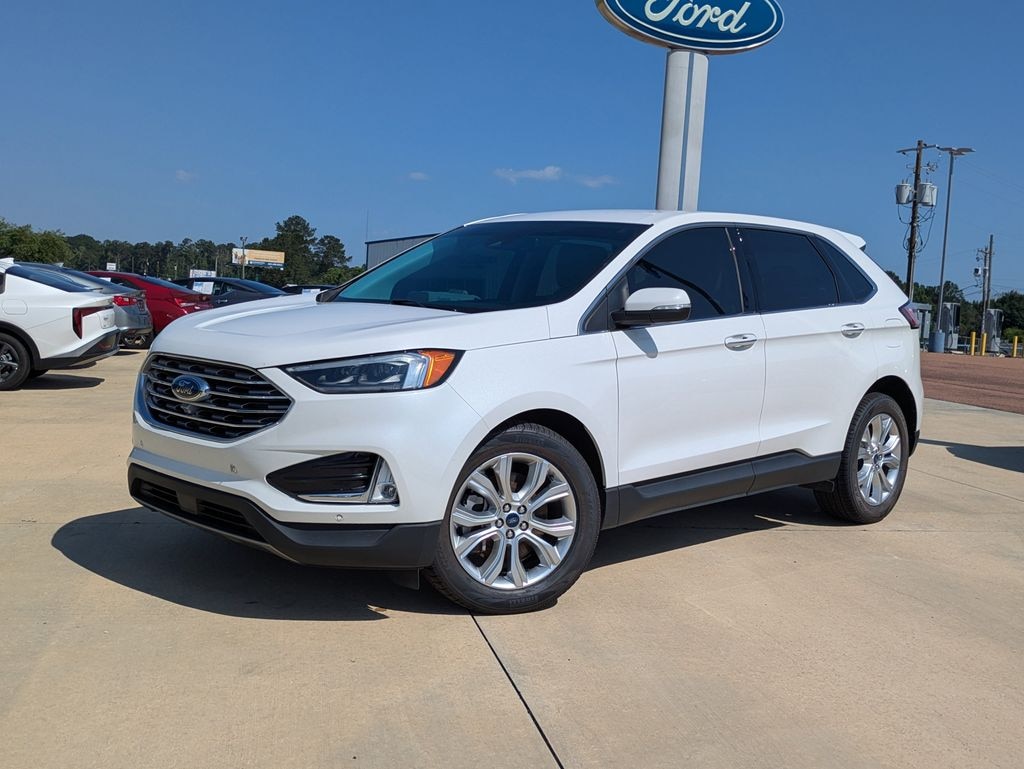 Used 2022 Ford Edge Titanium SUV
