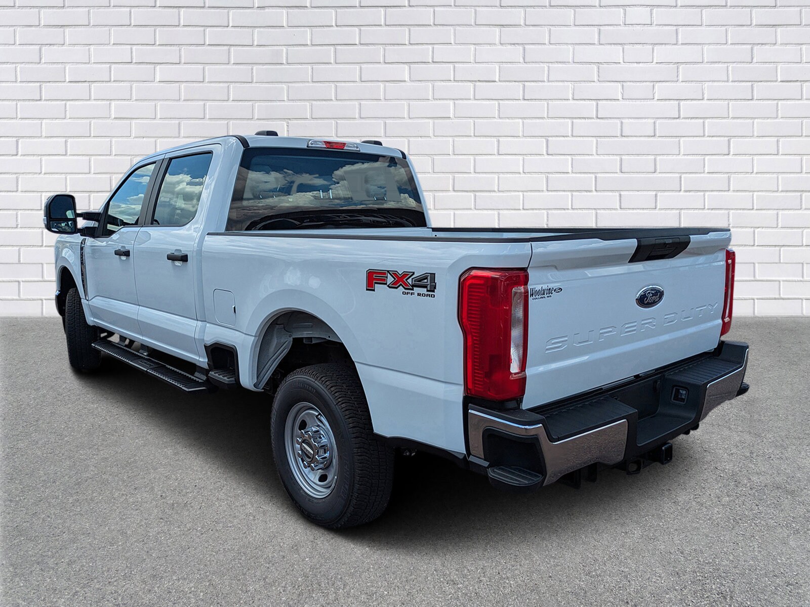 2025 Ford F-250 XL photo 3