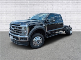 2025 Ford F-450 Chassis LARIAT Truck Crew Cab