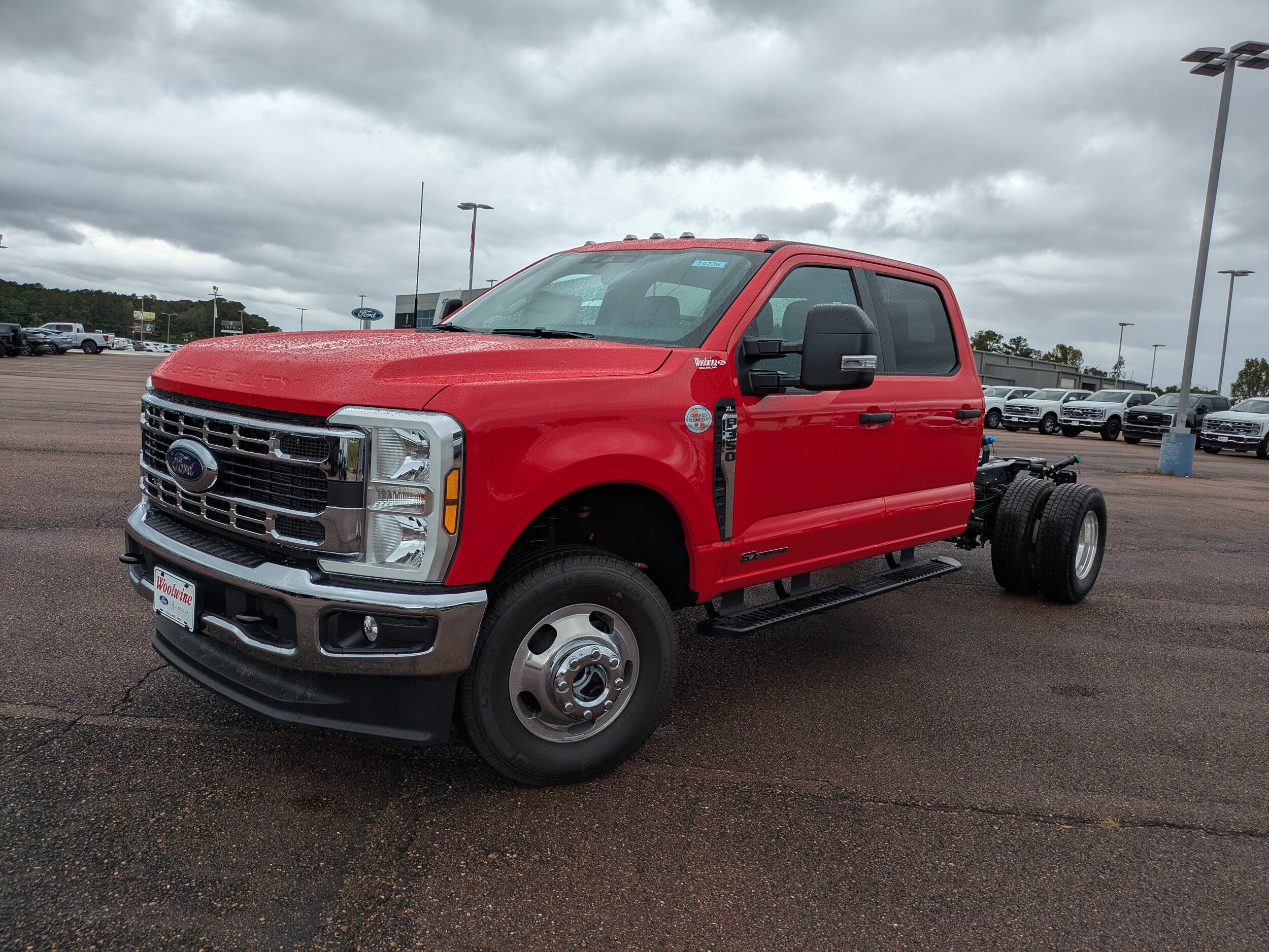 2026 Ford F-350 XL photo 4