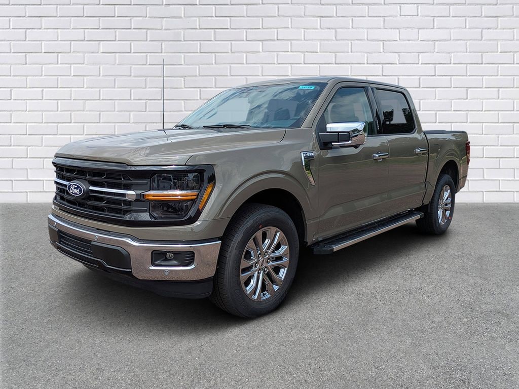 New 2026 Ford F-150 XLT Truck SuperCrew Cab