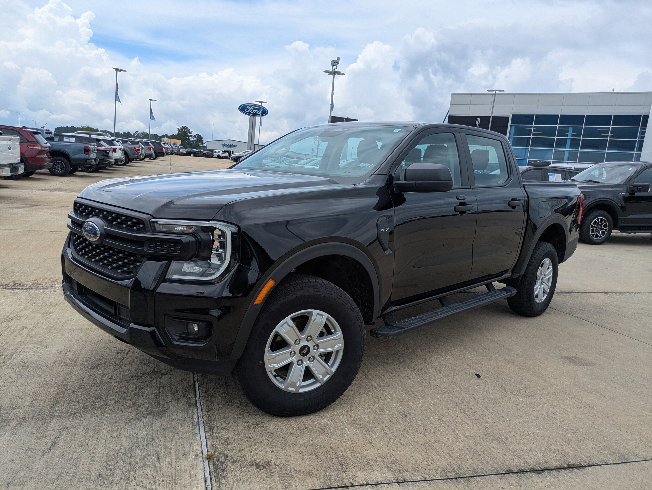 2024 Ford Ranger XL photo 4