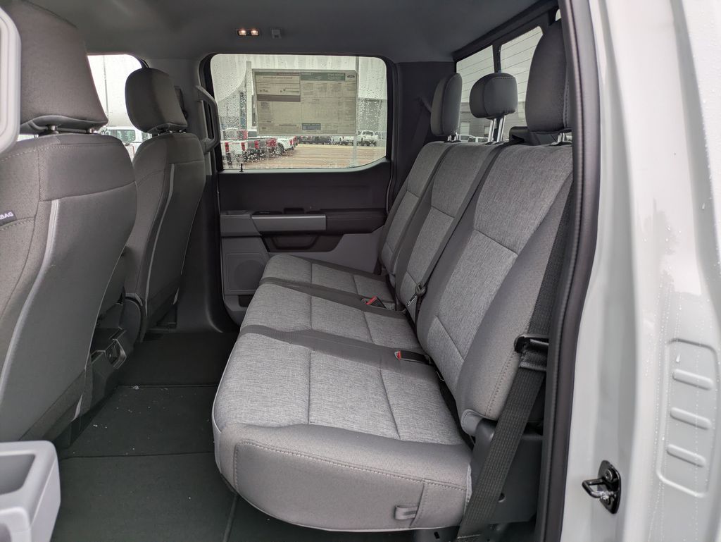 2026 Ford F-350 Super Duty XL - Photo 10