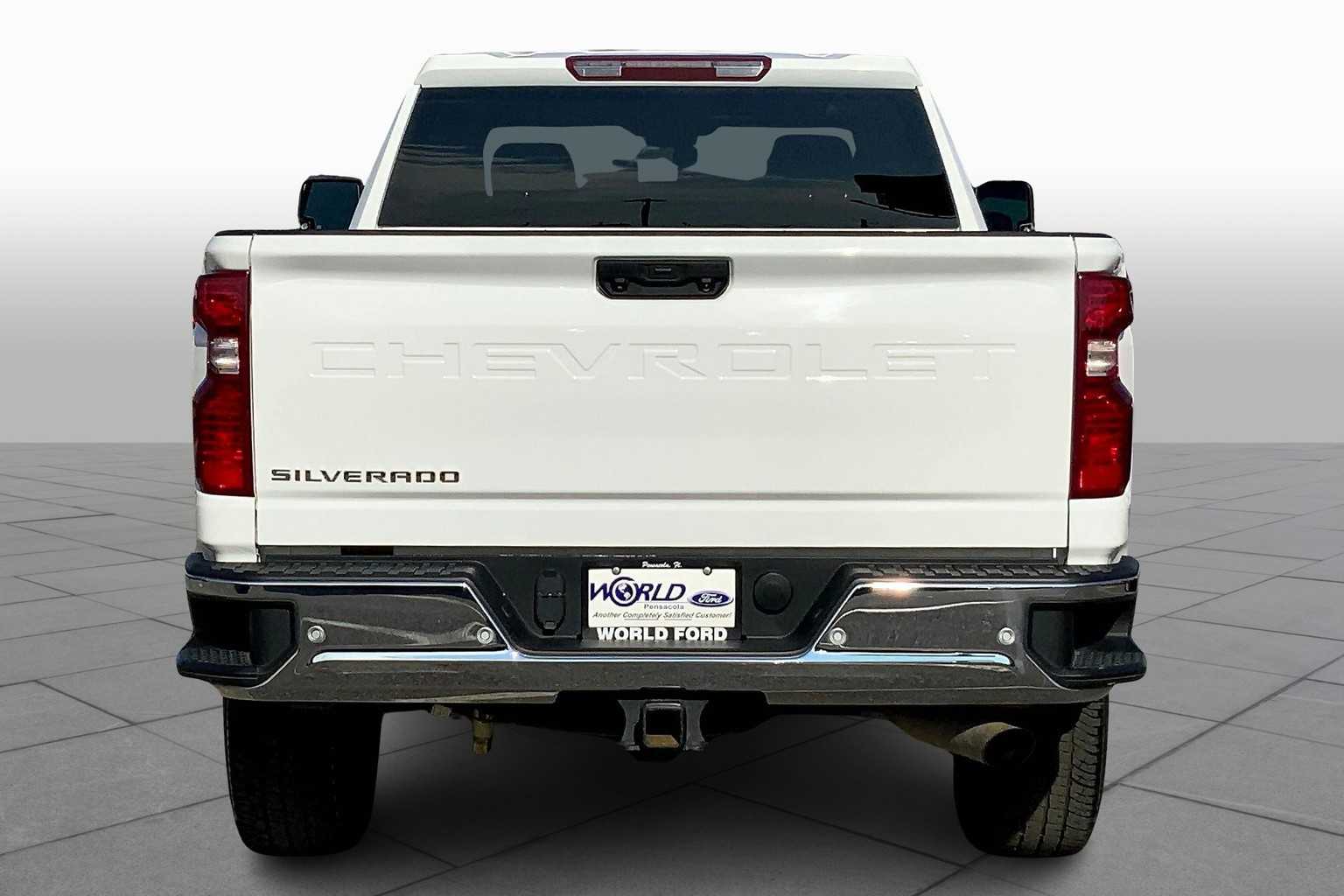 2024 Chevrolet Silverado 2500HD Work Truck photo 3