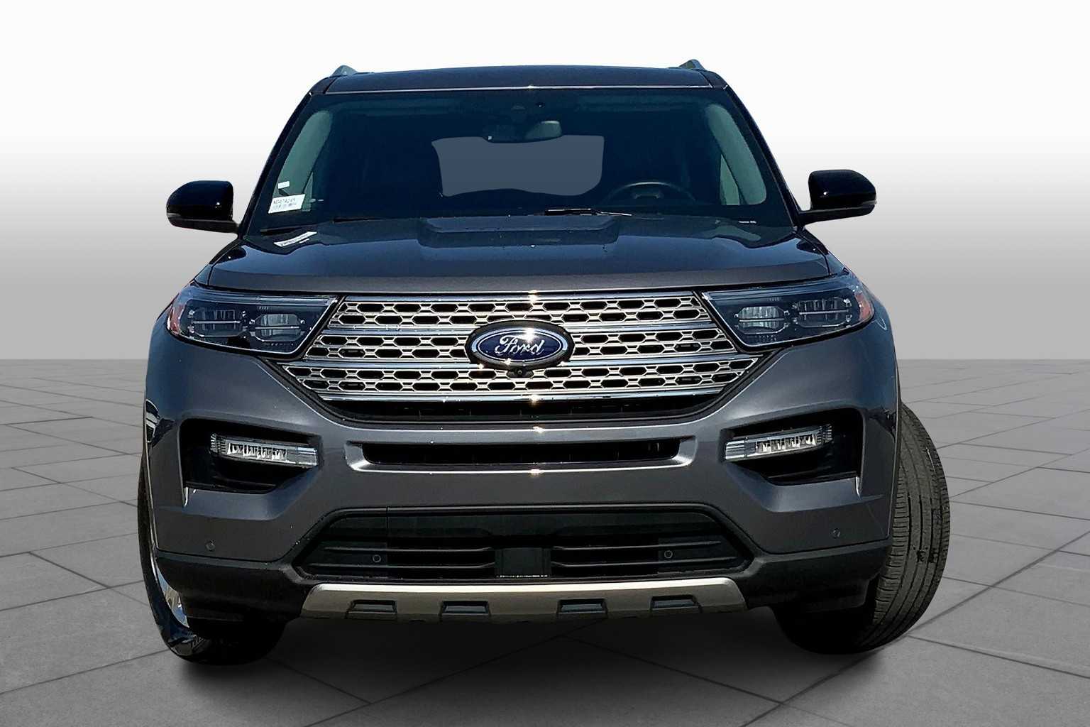 2022 Ford Explorer Limited photo 2