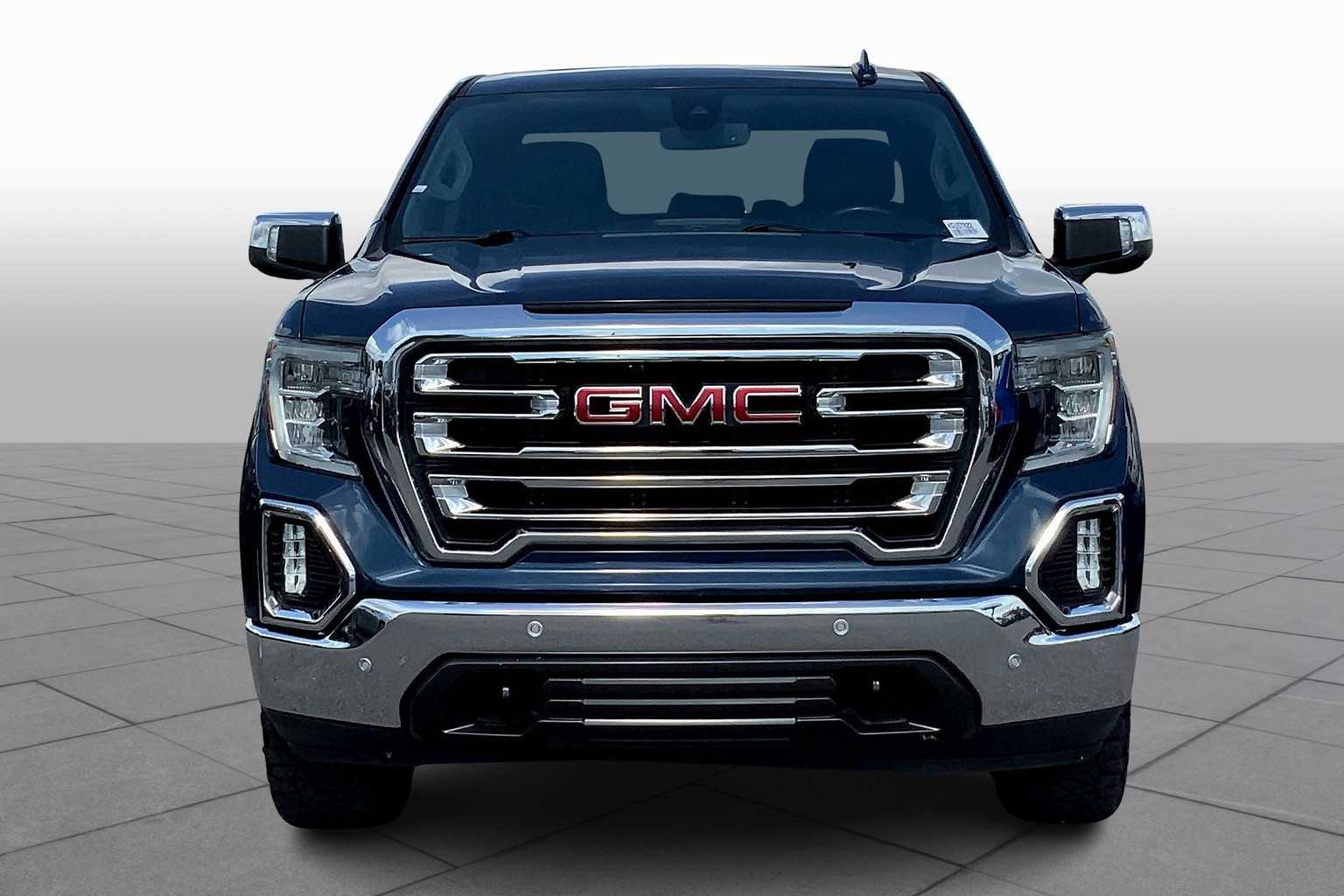 2019 Gmc Sierra 1500 SLT photo 2
