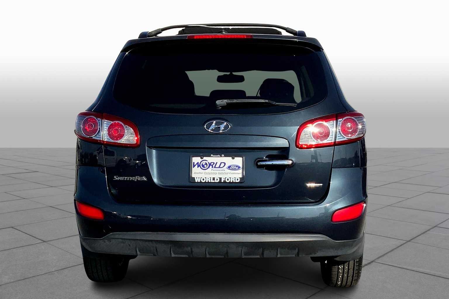 2012 Hyundai Santa Fe Limited photo 3