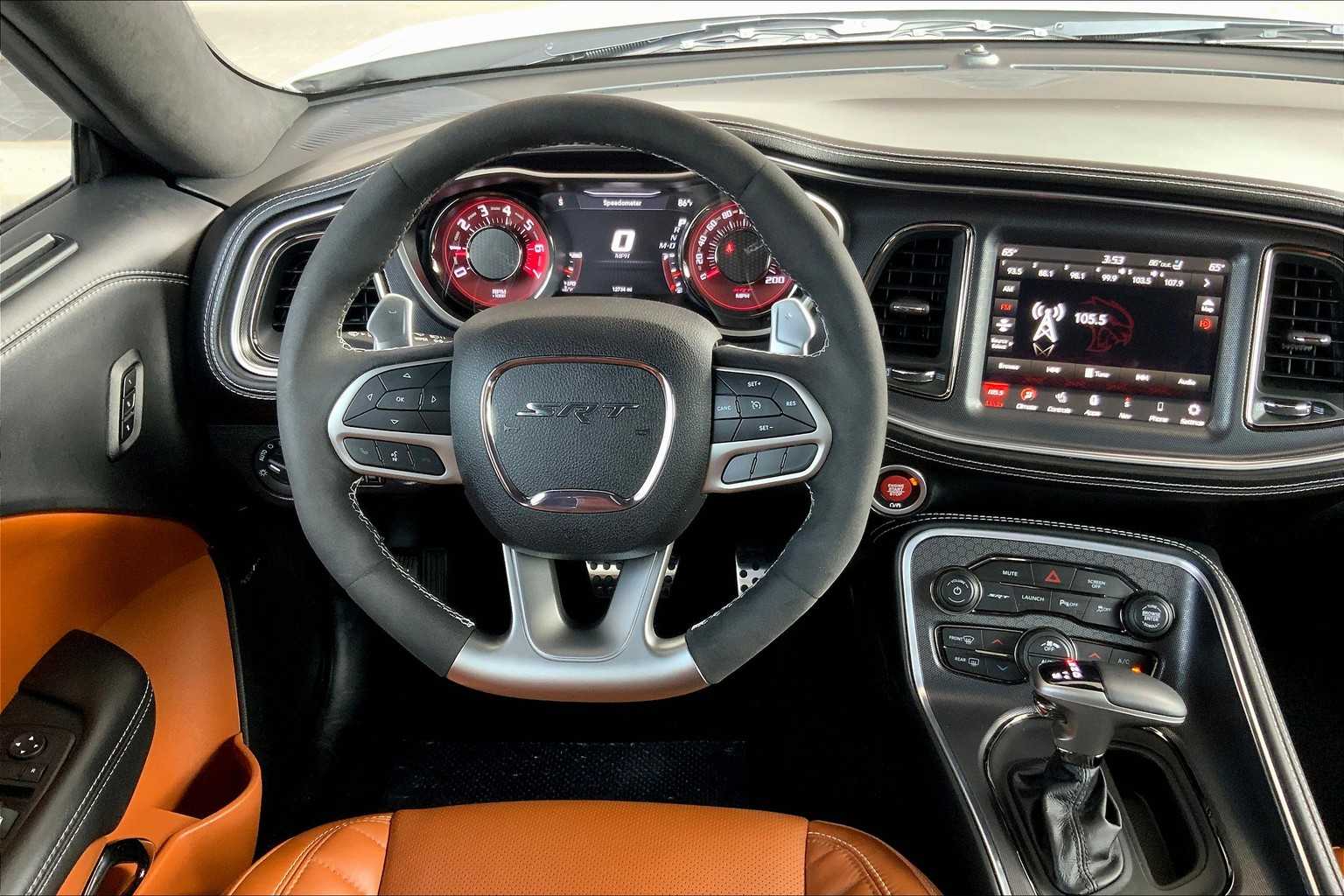 2023 Dodge Challenger SRT8 Hellcat photo 4