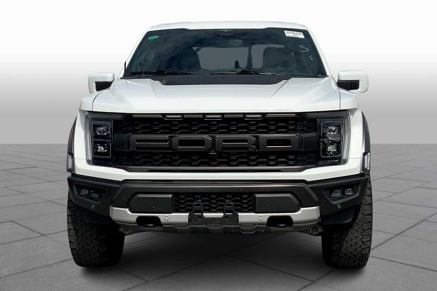 2023 Ford F-150 Raptor photo 2