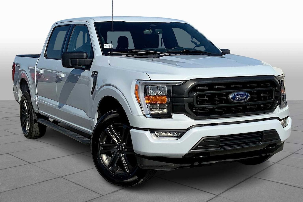 Certified 2022 Ford F-150 XLT 4WD Supercrew 5.5 Box Truck SuperCrew Cab
