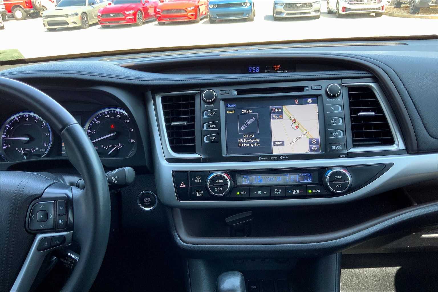 2019 Toyota Highlander XLE photo 4