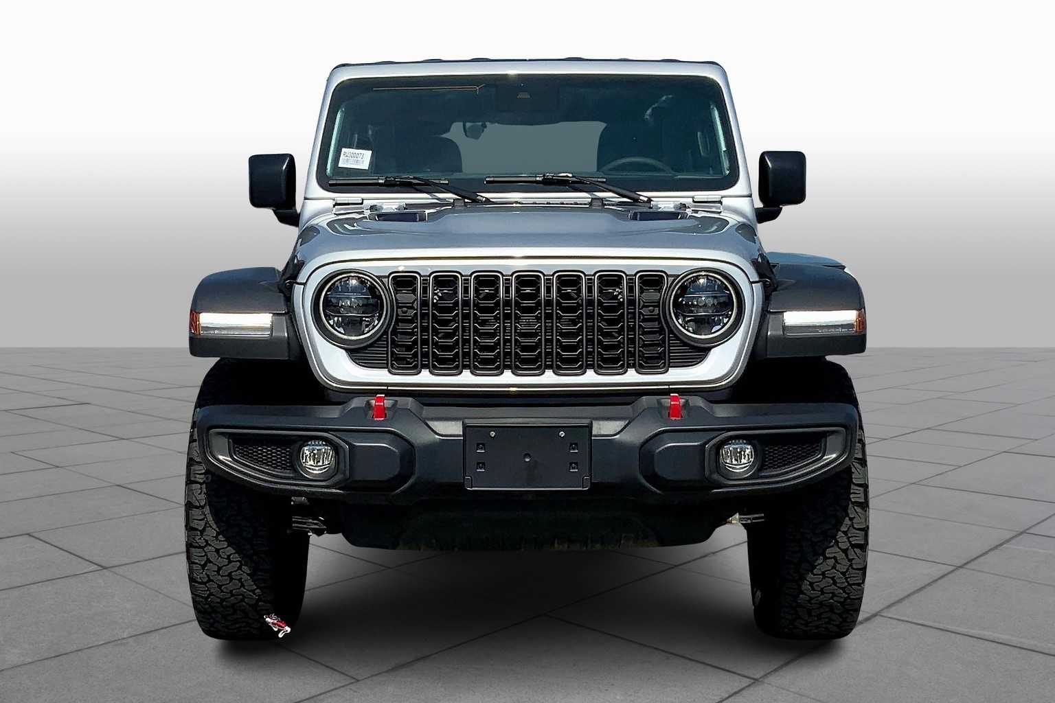 2024 Jeep Wrangler Rubicon photo 2