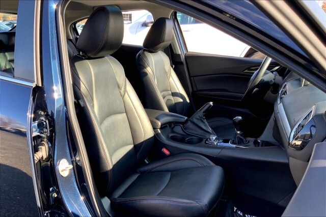Image 7 of Used 2015 MazdaMazda3 s Touring Hatchback Front-wheel Drive