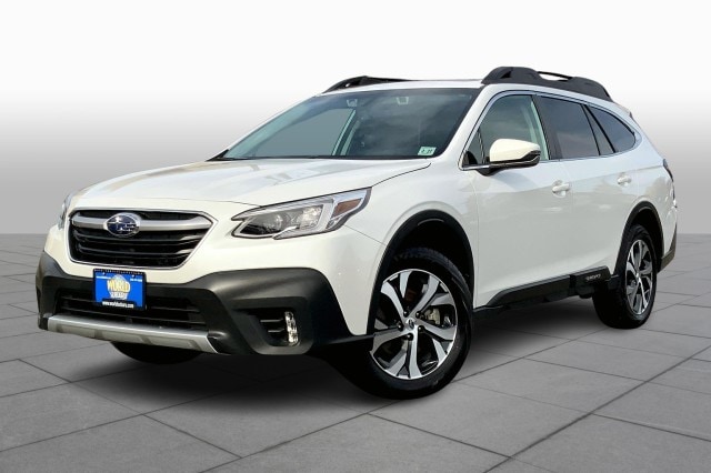 2022 Subaru Outback Limited's photo