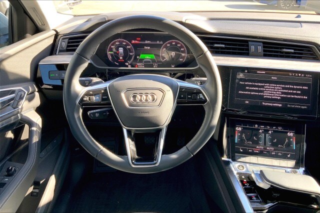 2022 Audi e-tron Sportback S line Premium photo 4