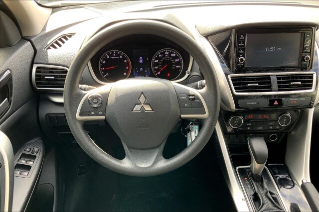 2020 Mitsubishi Eclipse Cross ES photo 4