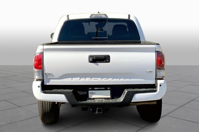 2021 Toyota Tacoma TRD photo 4
