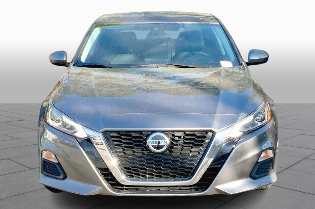 2021 Nissan Altima 2.5 SV photo 2