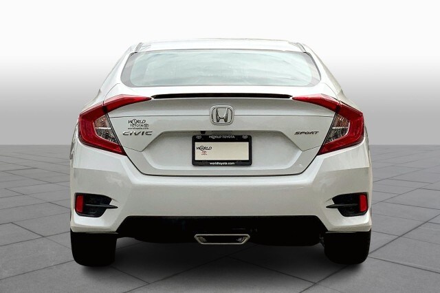 2020 Honda Civic Sport photo 3