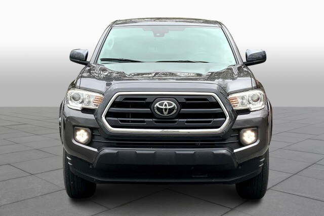 2019 Toyota Tacoma SR5 photo 3