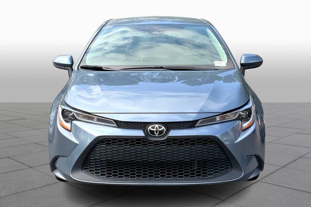 2021 Toyota Corolla LE photo 3