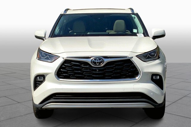 2020 Toyota Highlander Platinum photo 3