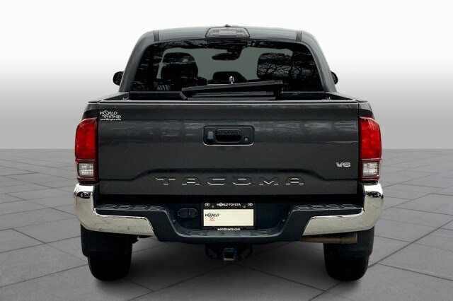 2019 Toyota Tacoma SR5 photo 4