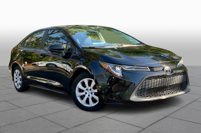 2021 Toyota Corolla LE photo 2