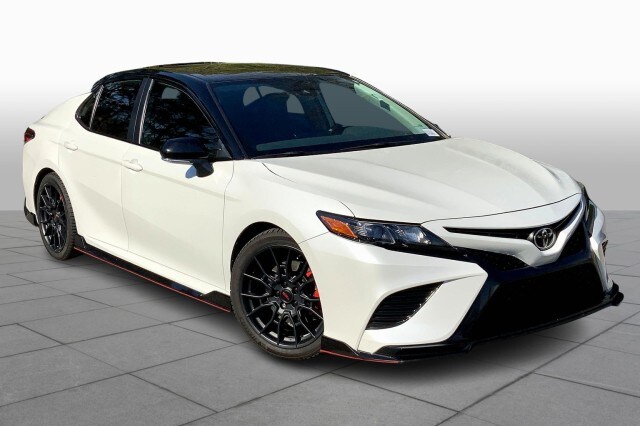 2022 Toyota Camry TRD V6 photo 2